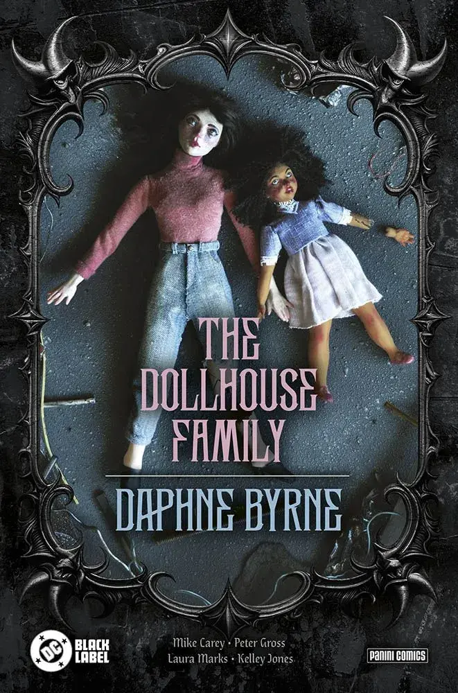 Dollhouse Family / Daphne Byrne - DC Horror Compact